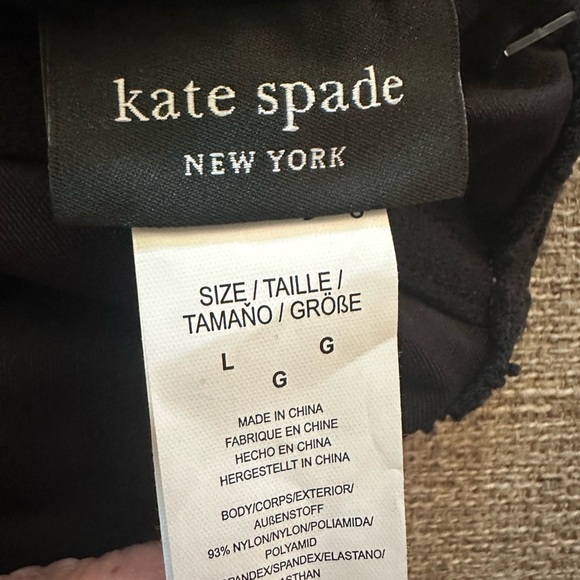 NWT Kate Spade Black Low Tide Scallops Underwire One Piece Swimsuit L $150 - Picture 6 of 6